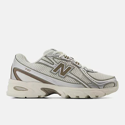 New Balance 740 unisex